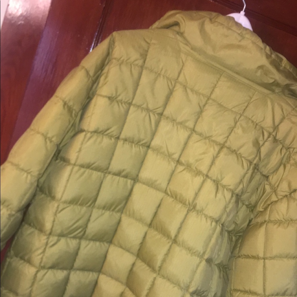 WINTER GOODNESS 😌GUESS WINTER JACKET 😍